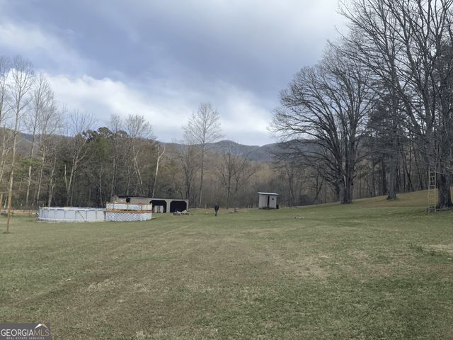 187 Bierce Drive, Young Harris, GA 30582