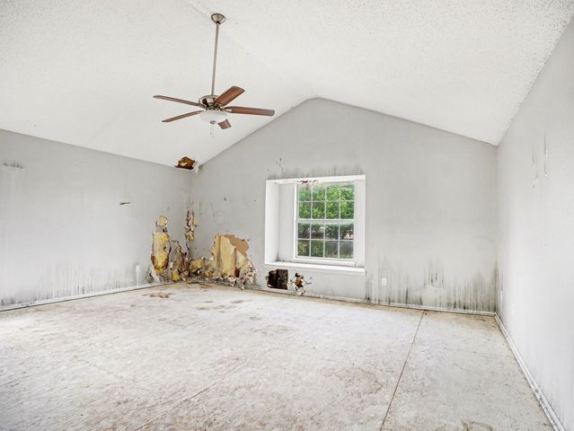 204 Briarglen Drive, Cedar Hill, TX 75104