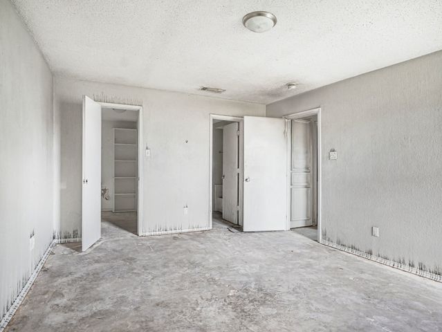 204 Briarglen Drive, Cedar Hill, TX 75104