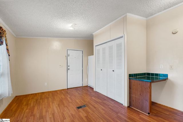 105 Oldfield Circle, Williamston, SC 29697