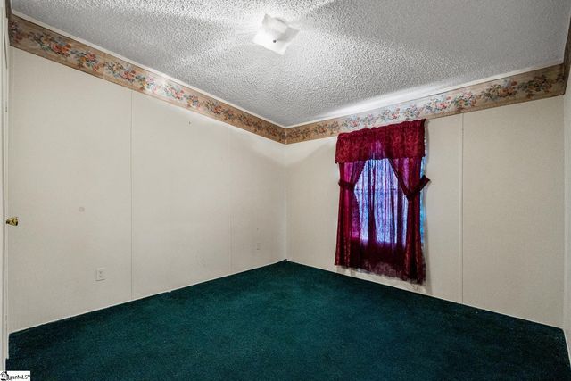 105 Oldfield Circle, Williamston, SC 29697