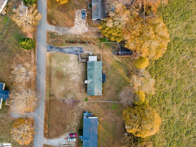 105 Oldfield Circle, Williamston, SC 29697