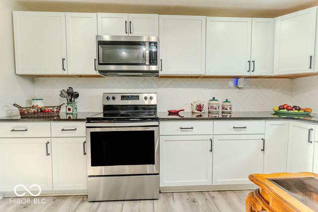 513 S Franklin Road, Indianapolis, IN 46239