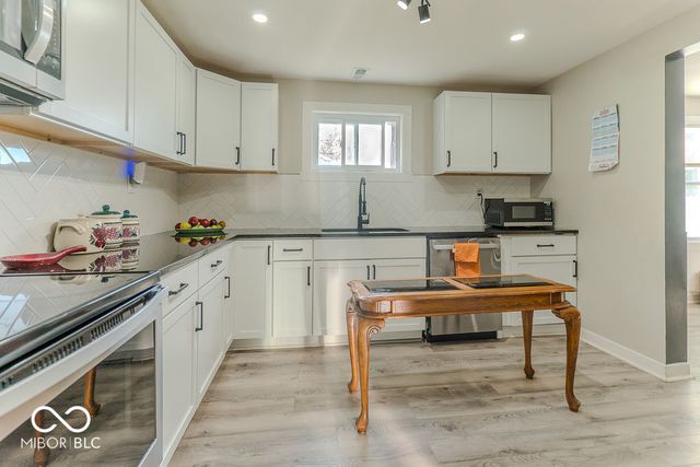 513 S Franklin Road, Indianapolis, IN 46239