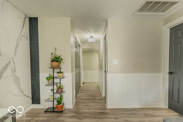 513 S Franklin Road, Indianapolis, IN 46239