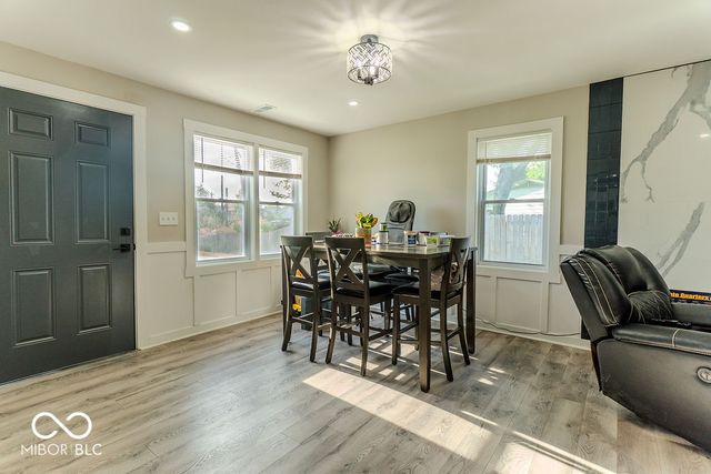 513 S Franklin Road, Indianapolis, IN 46239