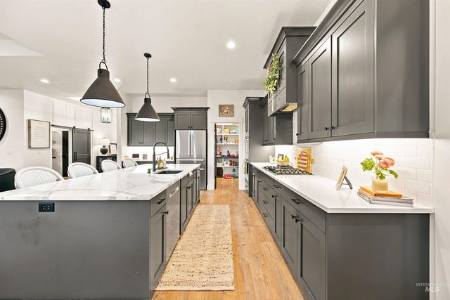 7030 N Maplestone Ave, Meridian, ID 83646