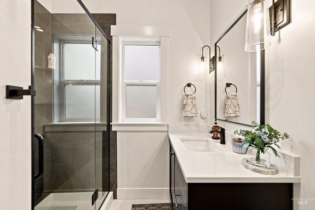 7030 N Maplestone Ave, Meridian, ID 83646