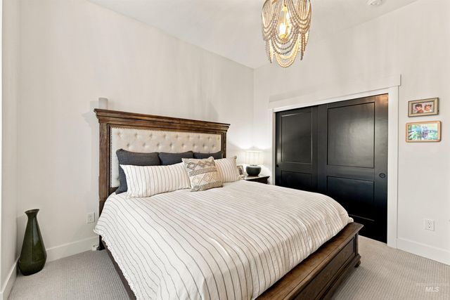 7030 N Maplestone Ave, Meridian, ID 83646