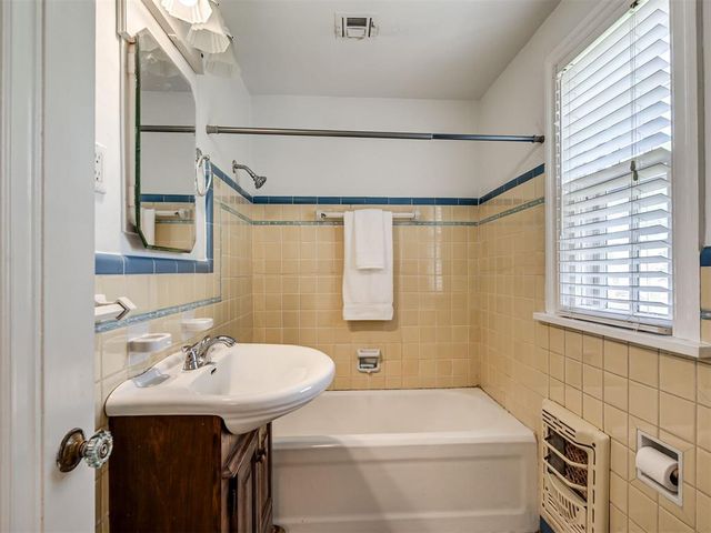 2733 NW 26th Street, Oklahoma City, OK 73107