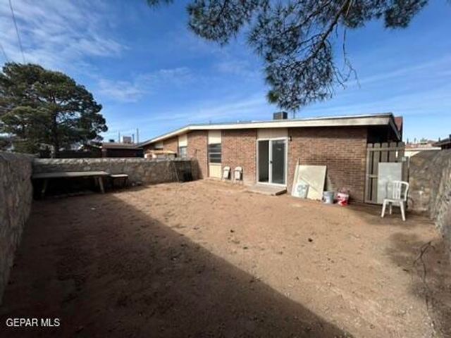 10003 CARIBOU Drive B, El Paso, TX 79924