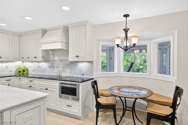 205 Daniel DR, Sanibel, FL 33957