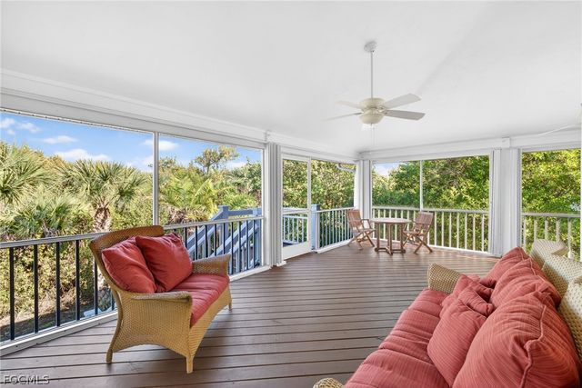 205 Daniel DR, Sanibel, FL 33957