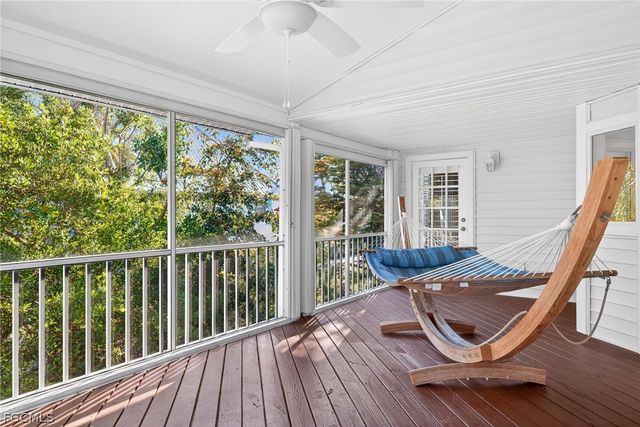 205 Daniel DR, Sanibel, FL 33957