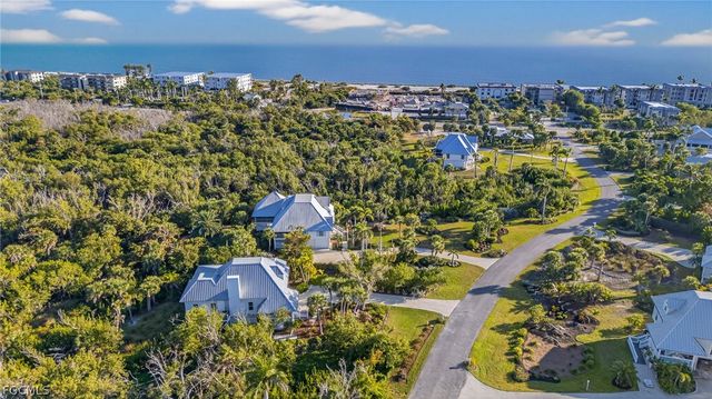 205 Daniel DR, Sanibel, FL 33957