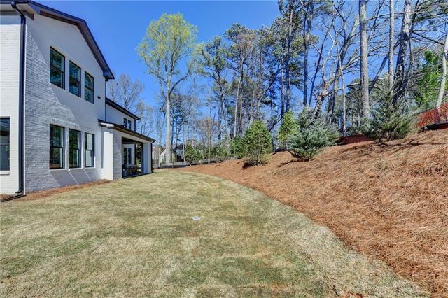 4275 Hawthorn Circle, Alpharetta, GA 30022