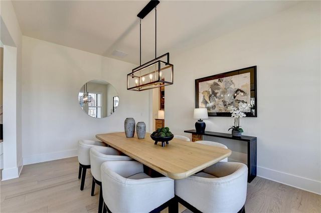 4275 Hawthorn Circle, Alpharetta, GA 30022