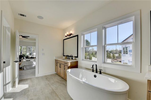 4275 Hawthorn Circle, Alpharetta, GA 30022