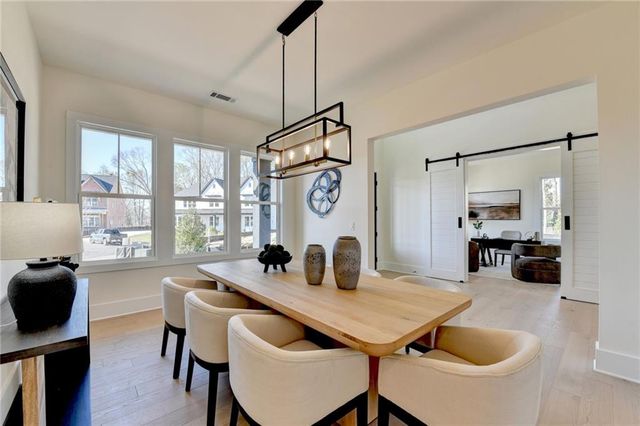 4275 Hawthorn Circle, Alpharetta, GA 30022