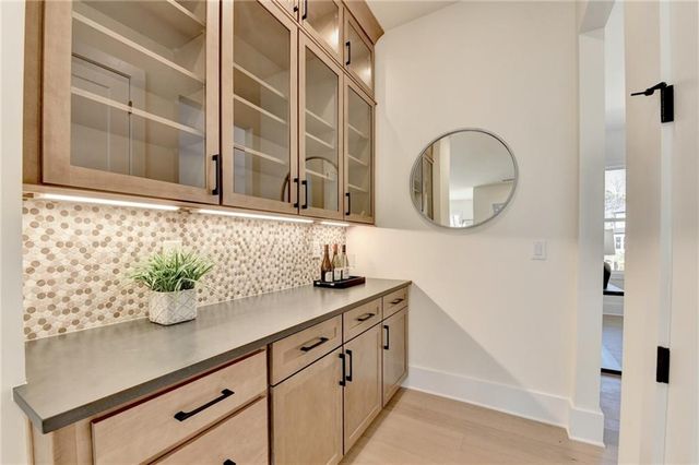 4275 Hawthorn Circle, Alpharetta, GA 30022