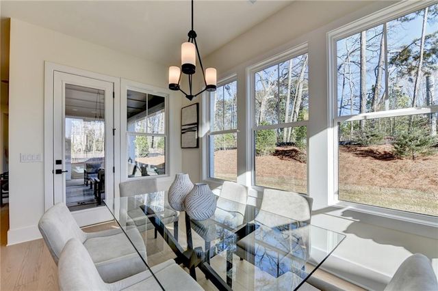 4275 Hawthorn Circle, Alpharetta, GA 30022