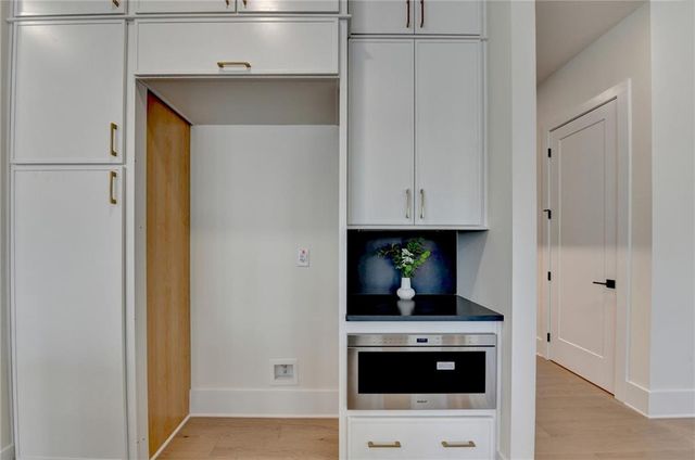 4275 Hawthorn Circle, Alpharetta, GA 30022