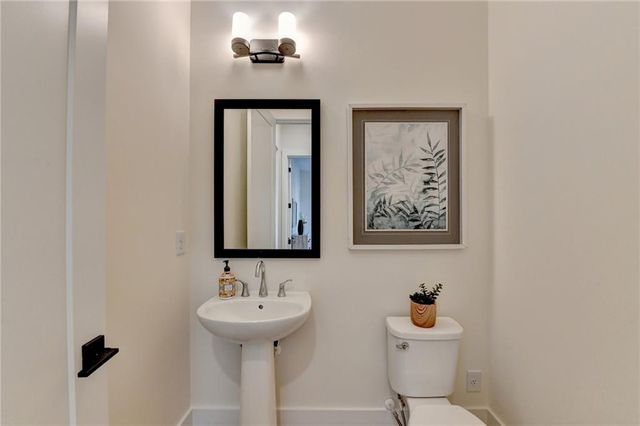 4275 Hawthorn Circle, Alpharetta, GA 30022