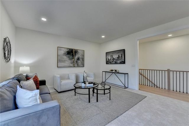 4275 Hawthorn Circle, Alpharetta, GA 30022