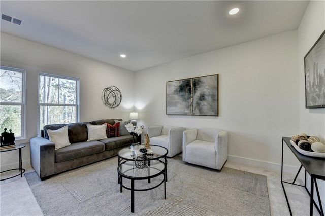 4275 Hawthorn Circle, Alpharetta, GA 30022