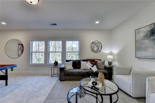 4275 Hawthorn Circle, Alpharetta, GA 30022