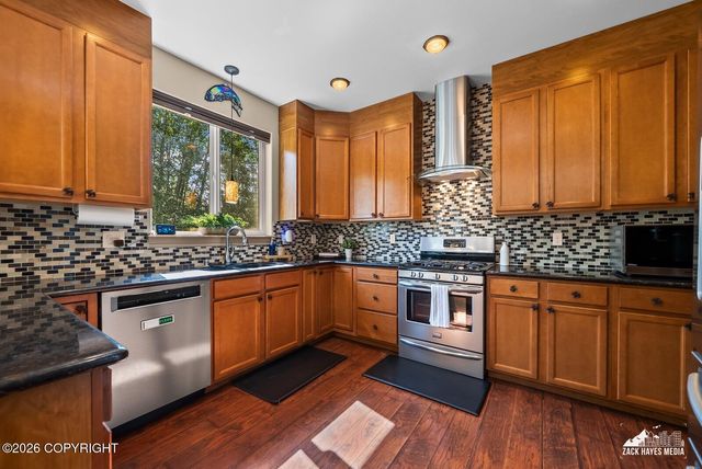 7300 N Sebastian Drive, Wasilla, AK 99654