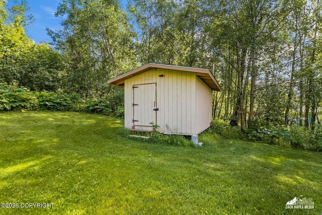7300 N Sebastian Drive, Wasilla, AK 99654