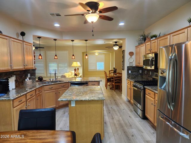 12864 W HEDGE HOG Place, Peoria, AZ 85383