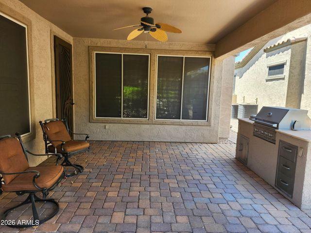 12864 W HEDGE HOG Place, Peoria, AZ 85383