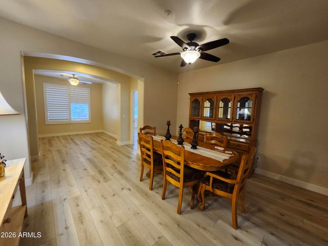 12864 W HEDGE HOG Place, Peoria, AZ 85383