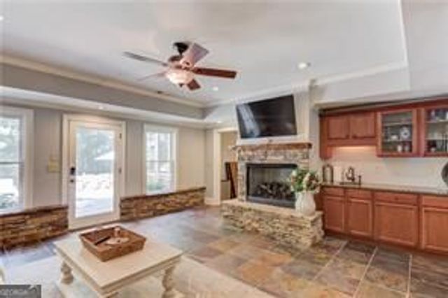 4768 Ardmore Lane, Hoschton, GA 30548