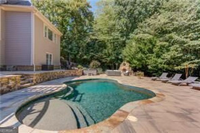 4768 Ardmore Lane, Hoschton, GA 30548