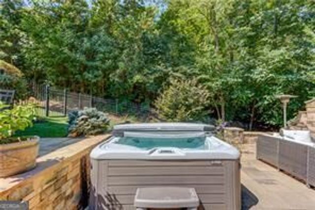 4768 Ardmore Lane, Hoschton, GA 30548