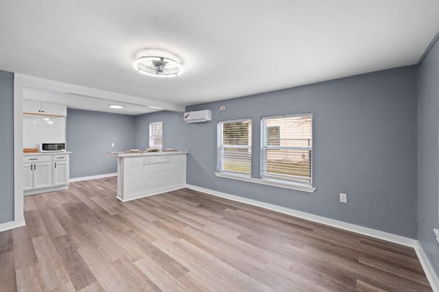 107 Avenue B Avenue, Whitney, TX 76692