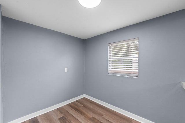 107 Avenue B Avenue, Whitney, TX 76692