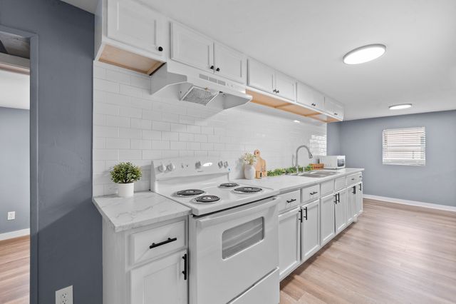 107 Avenue B Avenue, Whitney, TX 76692