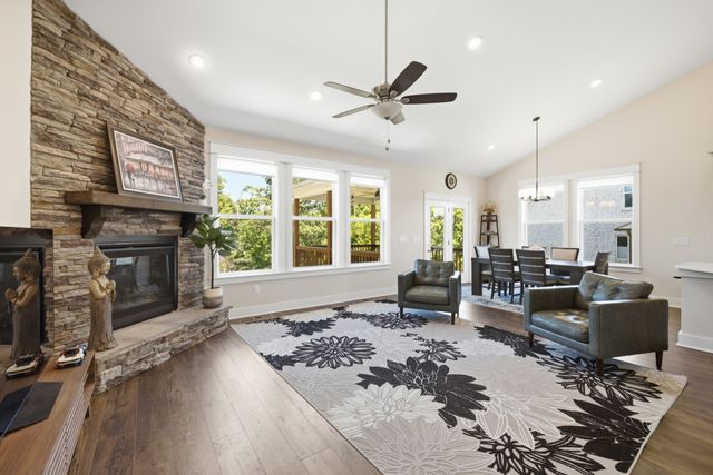 837 Ava Ln, Mount Juliet, TN 37122