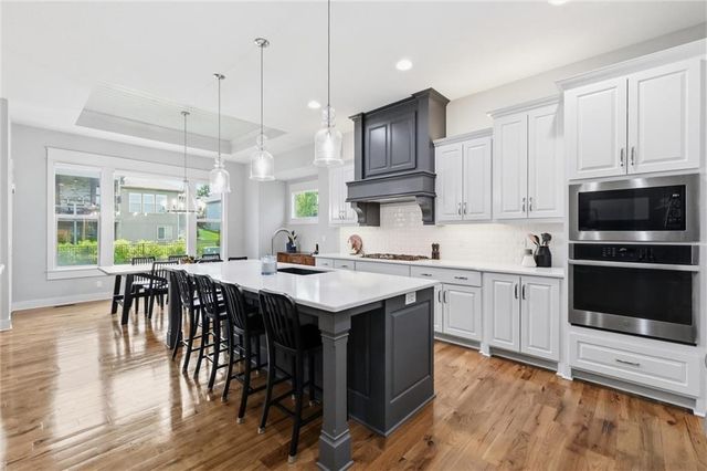 12211 W 183rd Terrace, Overland Park, KS 66013