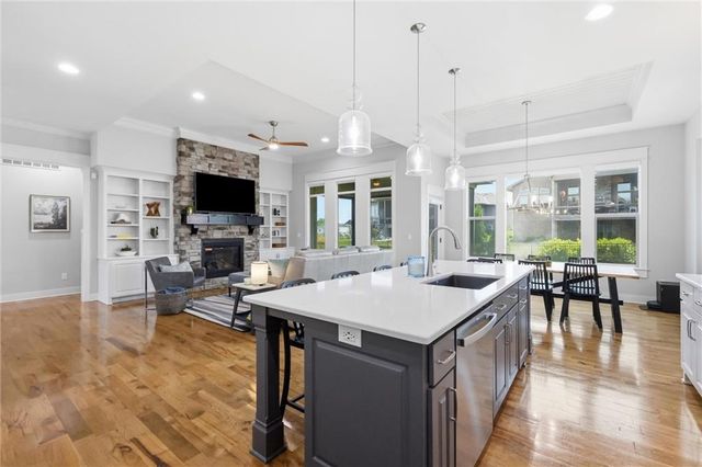 12211 W 183rd Terrace, Overland Park, KS 66013