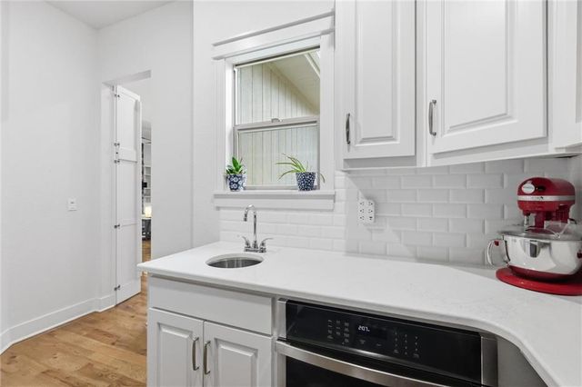 12211 W 183rd Terrace, Overland Park, KS 66013