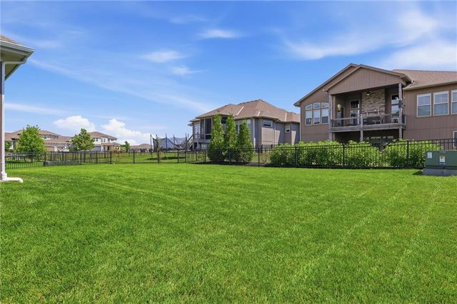 12211 W 183rd Terrace, Overland Park, KS 66013