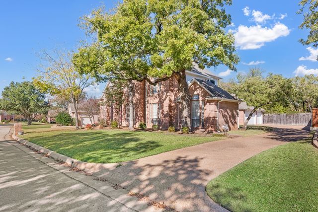 5519 Hunterwood Lane, Arlington, TX 76017