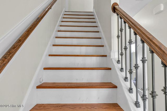 218 Maidstone Drive, Richlands, NC 28574