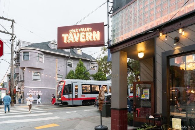 136 Parnassus Avenue 4, San Francisco, CA 94117