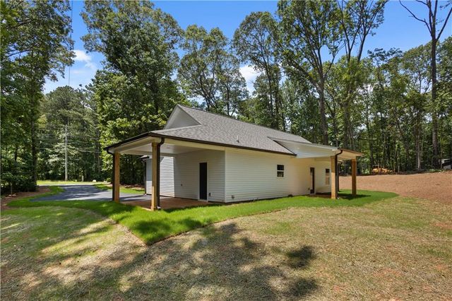 560 Coots Lake Road, Rockmart, GA 30153